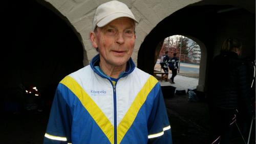 Helge Kvaase som eldste deltaker på Oslo City Cup i 2015